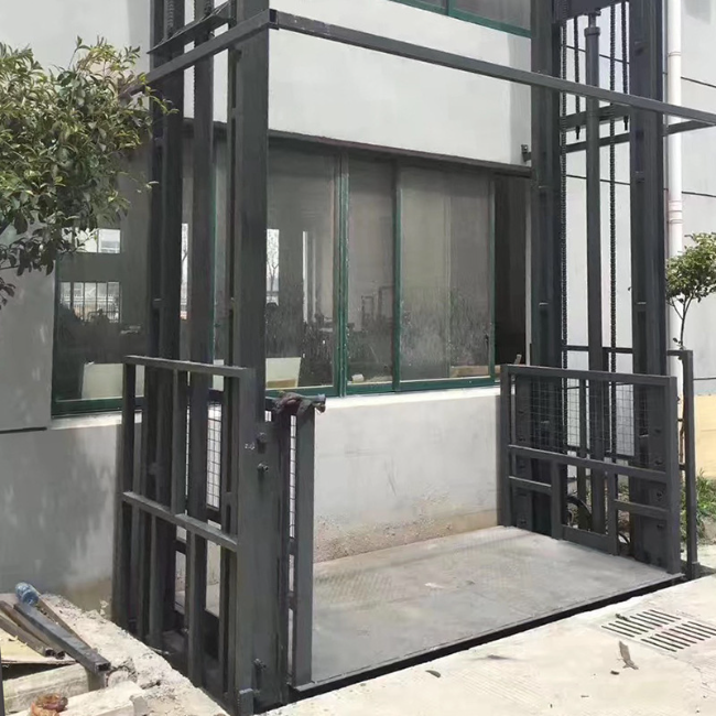 新兴5吨室外升降货梯